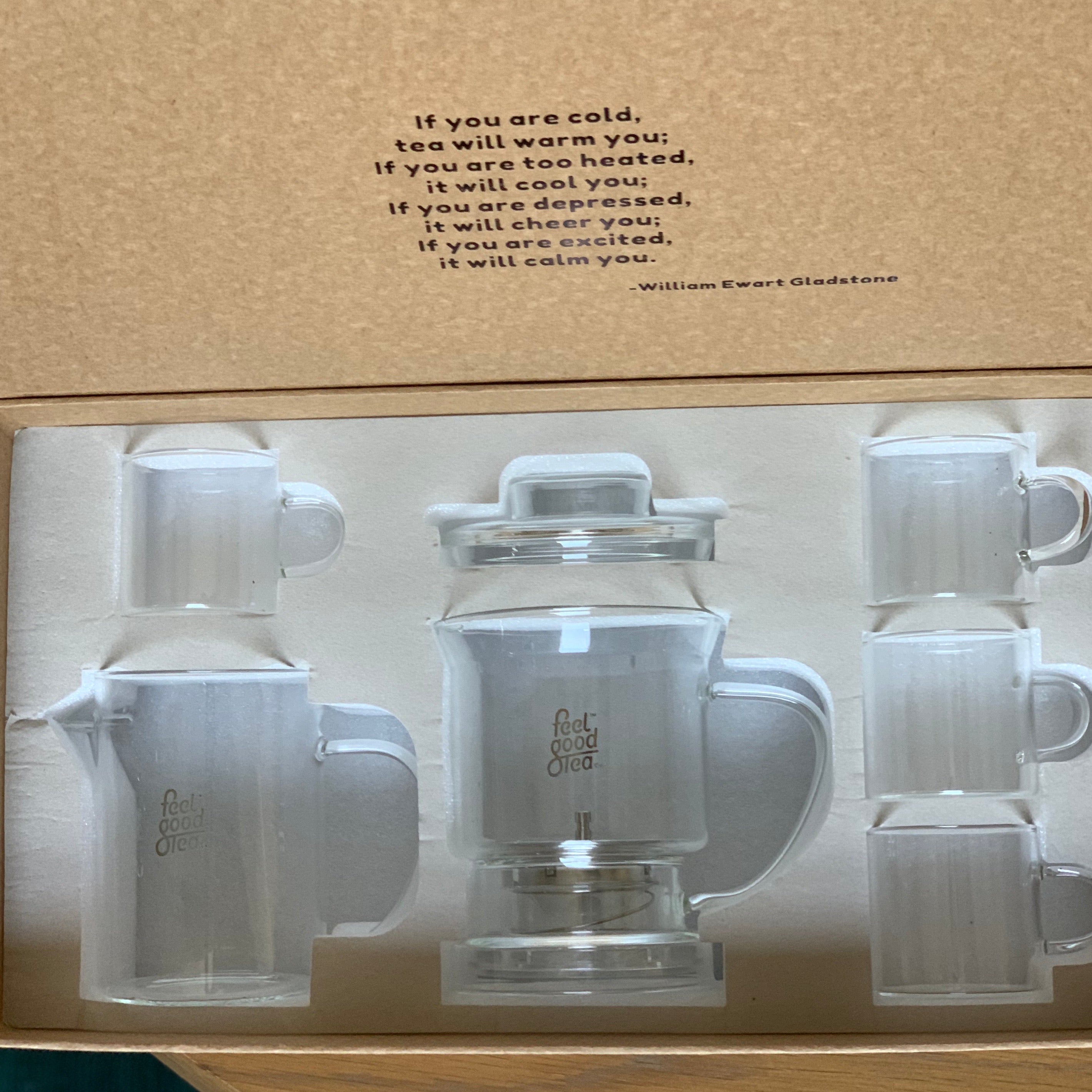 إبريق فيل جود المخصص للتخمير وفصل أوراق الشاي عن المشروب + طقم شاي كامل